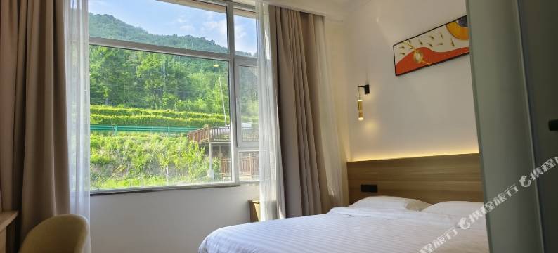 丽泽假日酒店图片