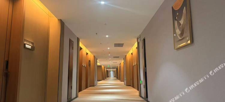 新巴尔虎左旗阿木古郎大酒店图片