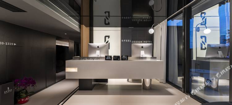 SFEEL设计师酒店(重庆解放碑洪崖洞店)图片