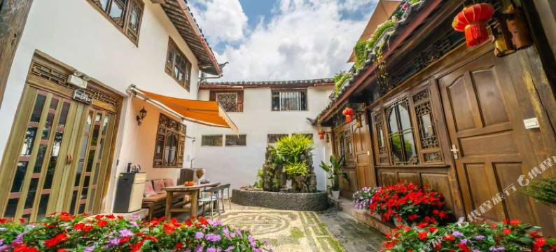 丽江梦里千寻客栈图片