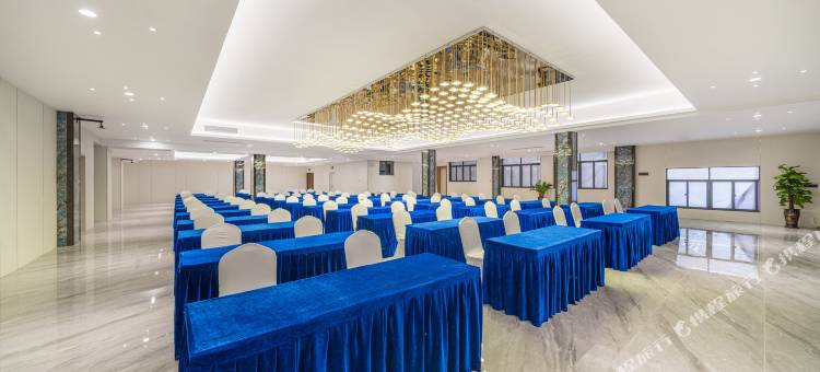 铂顿国际公寓(中山三乡店)图片