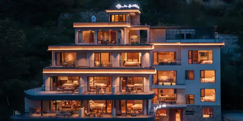 悅享·山予城·山景露台設計師民宿(理縣店)