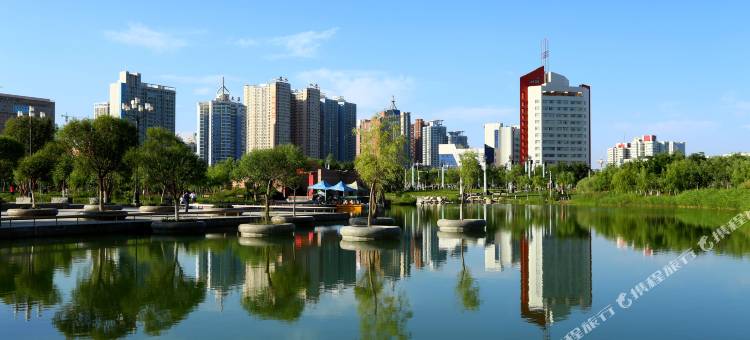 如家睿柏云酒店(库尔勒市交通西路美食广场店)图片