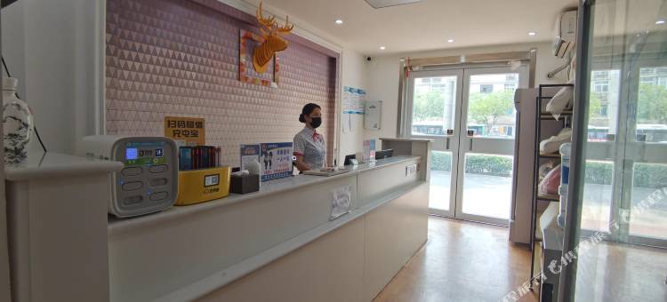 派酒店(邯郸公交联纺路店)图片