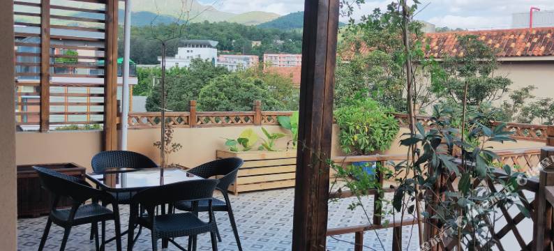 安宁辉彤花园酒店图片