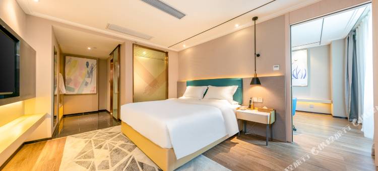 潮漫酒店(珠海香洲港日月贝大剧院店)图片