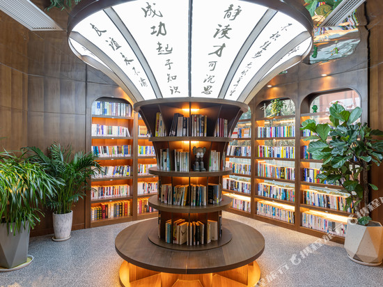 无锡崧艺术酒店(惠山古镇店)