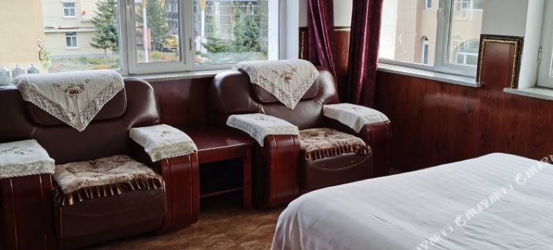 阿尔山九逸宾馆(火车站店)图片