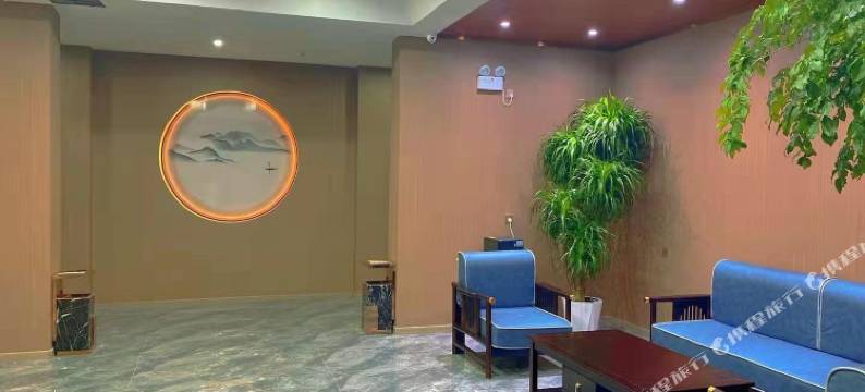 云上酒店(方城张骞大道店)图片