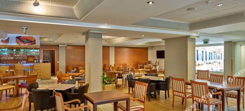 迪潘德恩斯维拉黑吉亚 - 泰尔梅多布尔纳(Depandance Vila Higiea - Terme Dobrna)图片