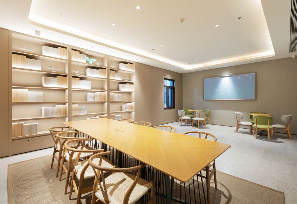 JI Hotel (Beijing Junbo Subway Station) Hotel Overview