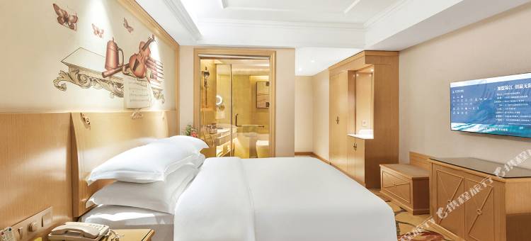 维也纳酒店(观山湖会展中心金融城店)图片