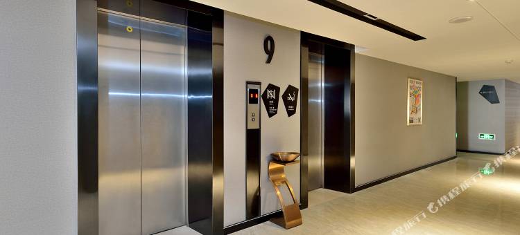 网鱼电竞酒店(广州永庆坊中山八地铁站店)图片