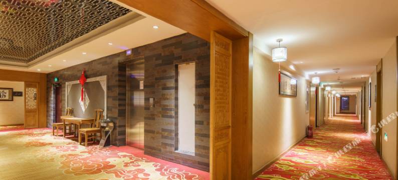 世海哲人精品酒店(沈阳站太原街店)图片