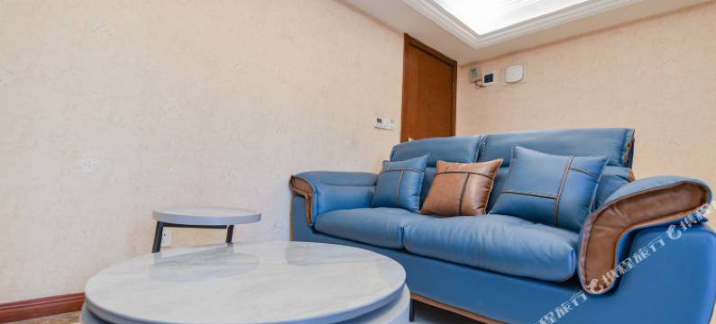 君晖酒店(重庆观音桥步行街中心店)图片