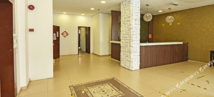 OAK联排别墅酒店MRC马六甲拉雅(Townhouse Oak Hotel Mrc Melaka Raya)图片
