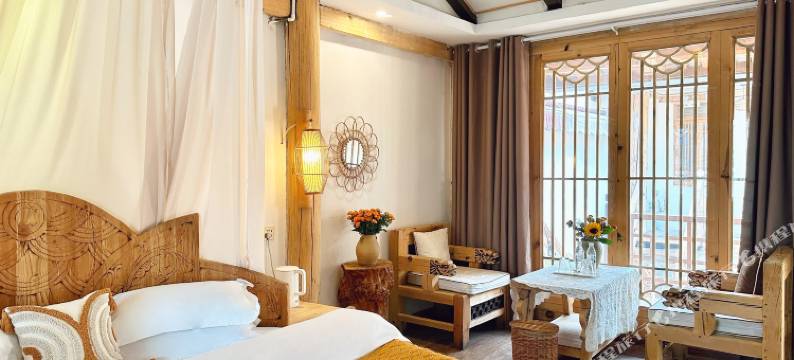 丽江二小姐客栈图片