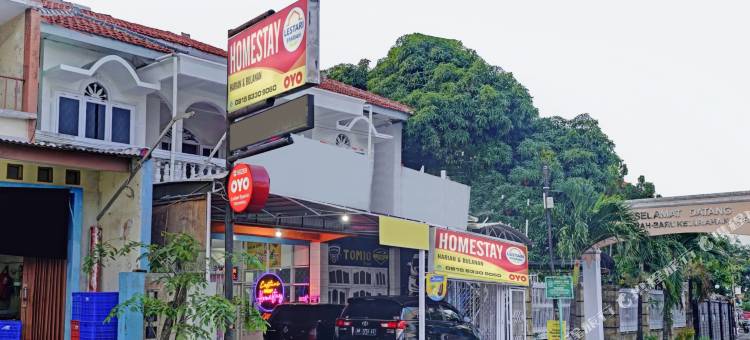 OYO 90289莱斯塔里伊斯兰家庭旅馆(OYO 90289 Lestari Syariah Homestay)图片