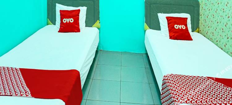 OYO 91731爱丽丝卡特丽亚宾馆 Shariah(OYO 91731 Home Stay Elis Cateliya Syariah)图片