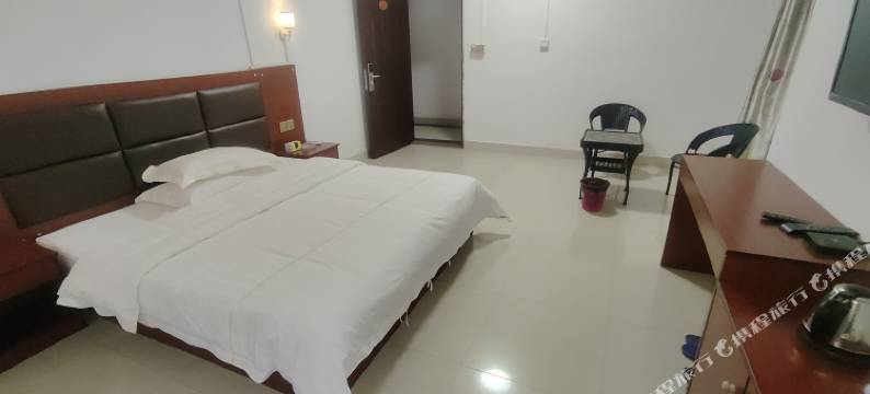 诚鑫电梯公寓图片