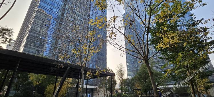 依墁家民宿(南充北站店)图片