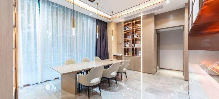 麗枫酒店(武汉华中科技大学佳园路地铁站店)图片