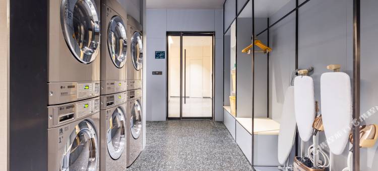 天津五大道佟楼地铁站亚朵酒店图片