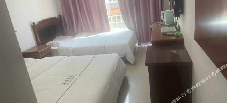 野三坡岸边农家院图片