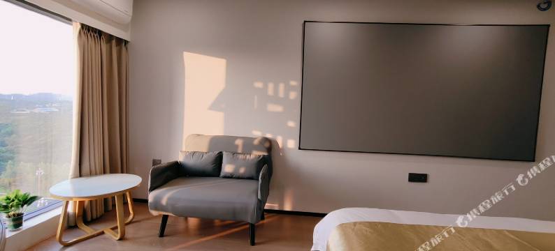 自贡一家民宿(方特恐龙王国店)图片