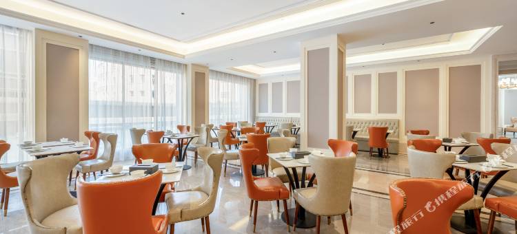 维也纳酒店(巴楚世纪大道店)图片