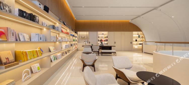 贵阳观山湖万象汇亚朵酒店图片