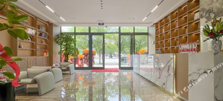 根河右岸酒店图片