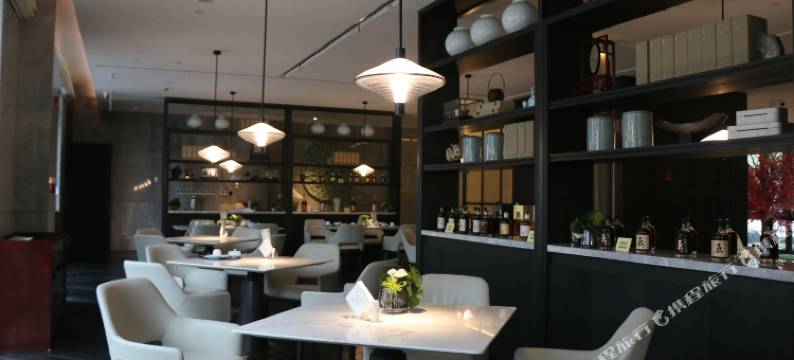 柯岩.鉴澜阁图片