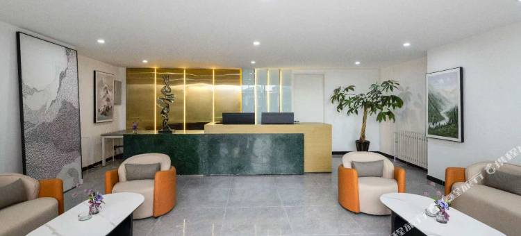 金街民宿(赤峰红山万达广场店)图片