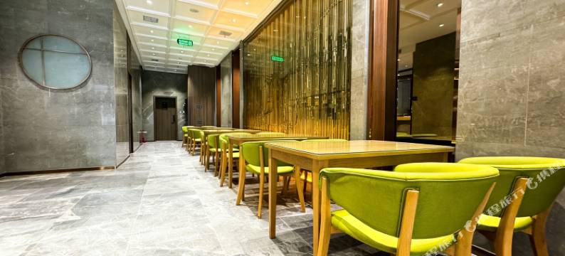 朗丽兹酒店(北京朝阳高铁站姚家园地铁站店)图片