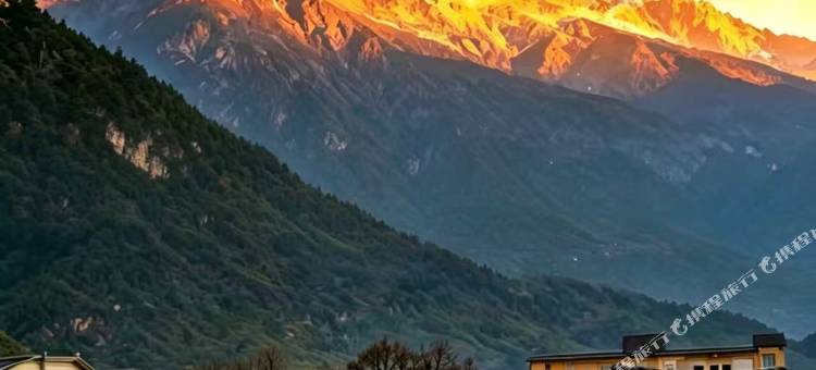 栖岸·Sunshine奢居半山古城全景美宿图片