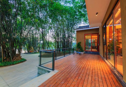 Fusheng Banri Guesthouse (Guilin Biyange)Hotel Overview