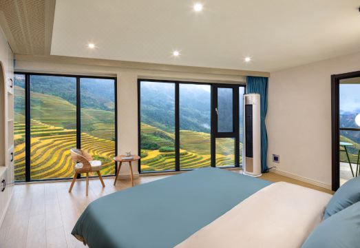 Yunyaqinqi Guesthouse Hotel Overview