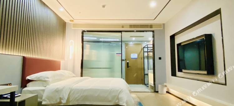 纽宾凯尚居酒店(嘉鱼三湖连江店)图片