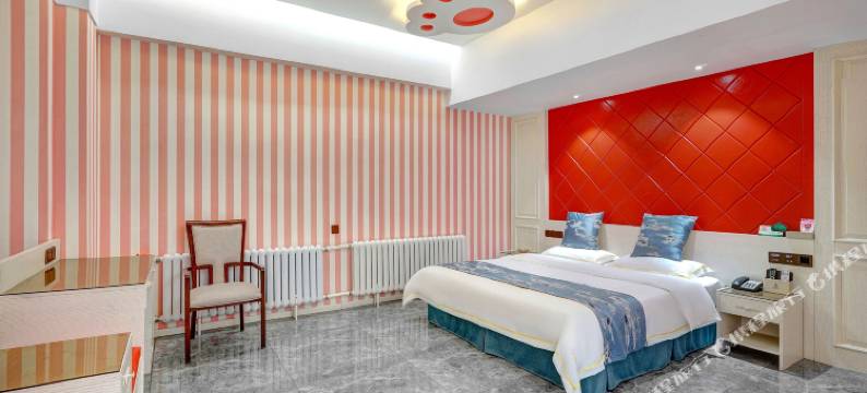 蓝鼎风雅酒店(佳木斯向阳区大润发广场店)图片