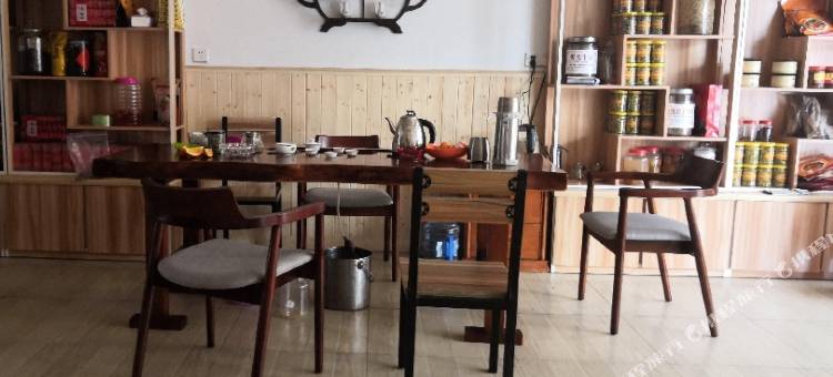 南靖近水楼台商务酒店图片