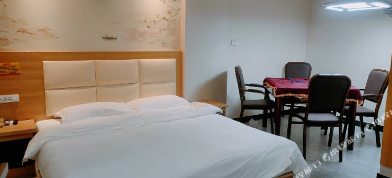 77精品酒店(武昌火车站武泰闸店)图片