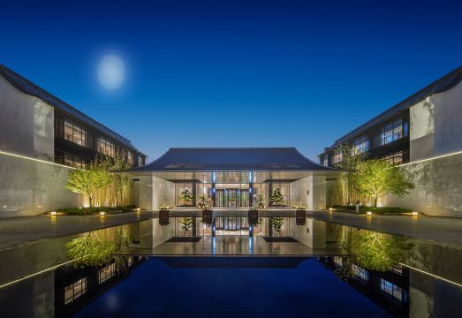 绍兴枫桥学院外景图