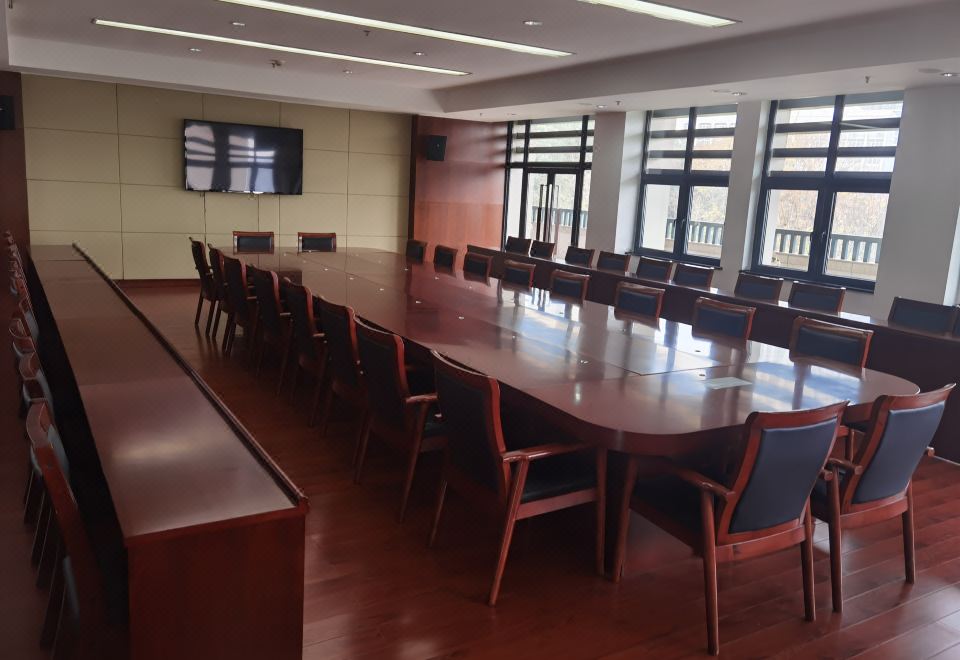 New Sail HotelHotel Overview