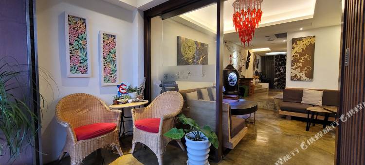 屏东A&L 恋湾旅栈图片