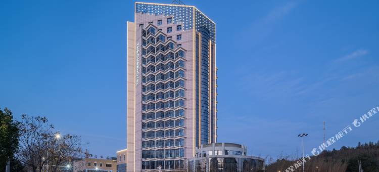 安吉绿地铂骊酒店图片