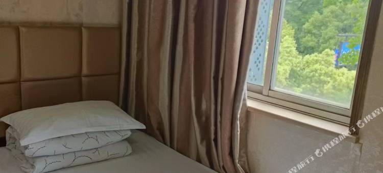 杭州愉悦旅馆(古翠路地铁站店)图片
