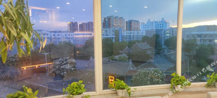 天成酒店图片