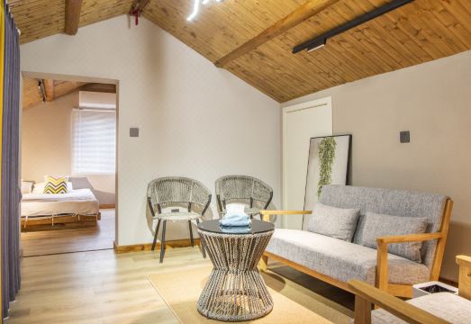 Pan'an Yunli Xiaozhu Homestay Hotel Overview