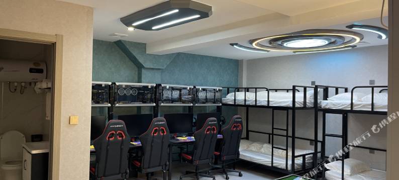 富裕火狼电竞酒店图片